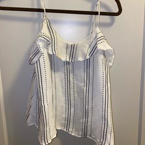 Essue Tank Top